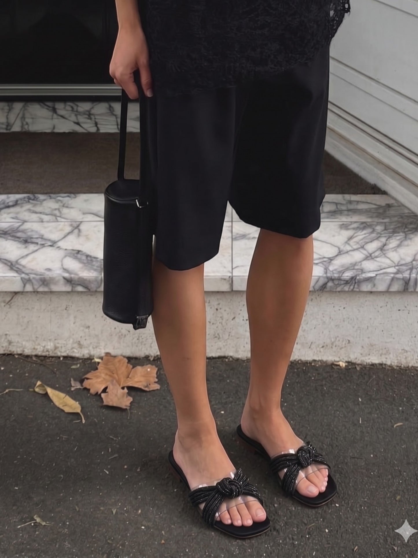 Knotted Black Slides